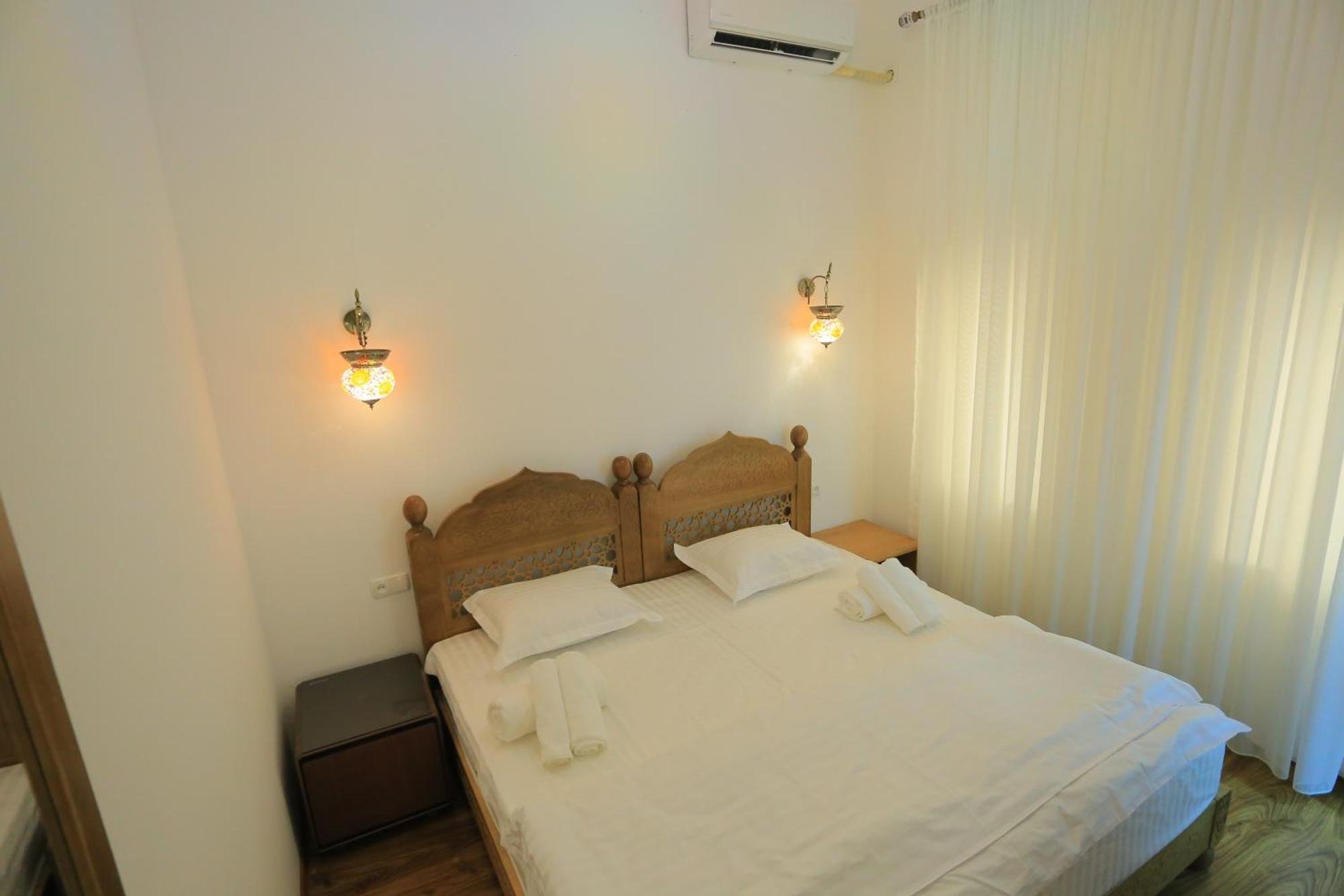 בוקורו Guesthouse Muqaddam מראה חיצוני תמונה